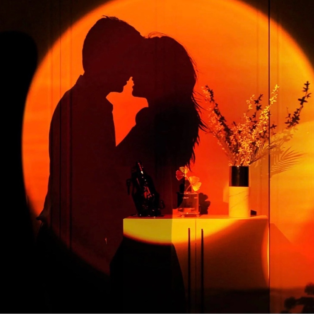 Sunset Projection Lamp - Picture 3 of 4